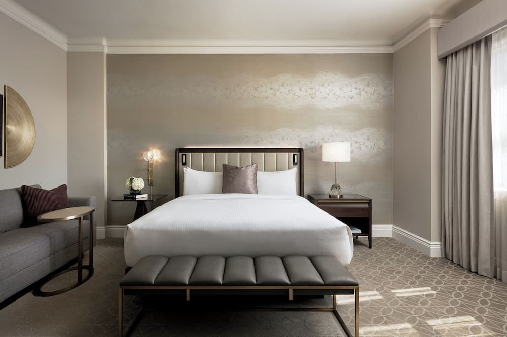 Fairmont Hotel Macdonald accommodation