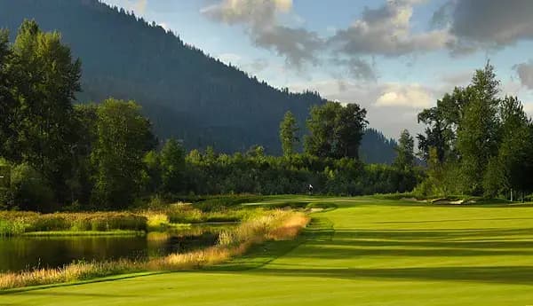 The Idaho Club golf course in 151 Clubhouse Way, Sandpoint, ID 83864, USA