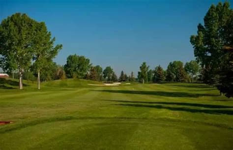 Bearspaw Country Club — photo 3