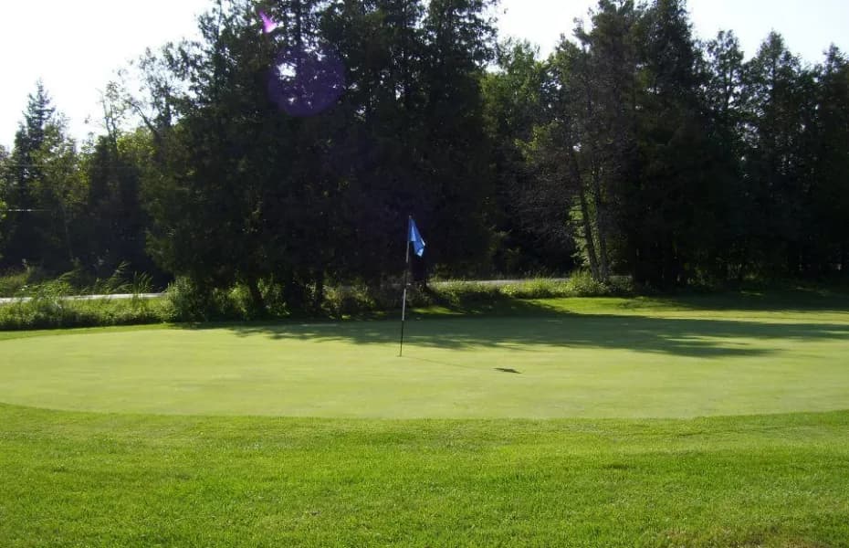 Bowmanville Golf & Country Club — photo 3