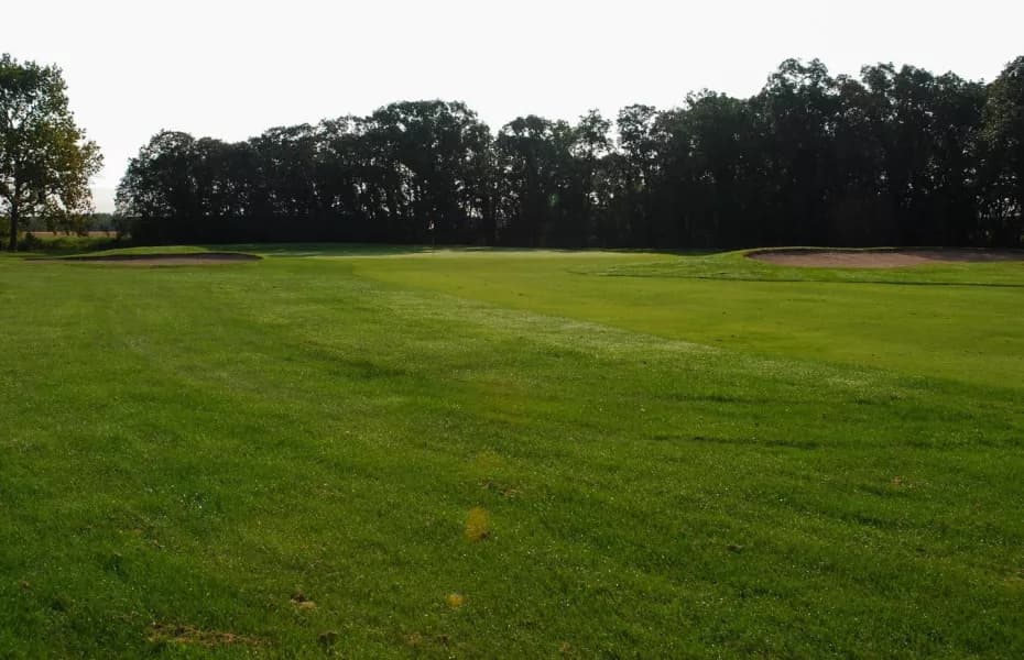 Breezy Bend Country Club — photo 2