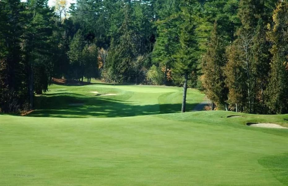 Camelot Golf & Country Club — photo 2