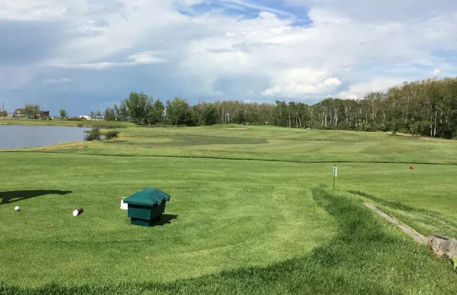 Foam Lake Golf & Country Club golf course