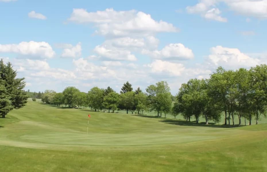 Glenboro Golf & Country Club — golf in Manitoba