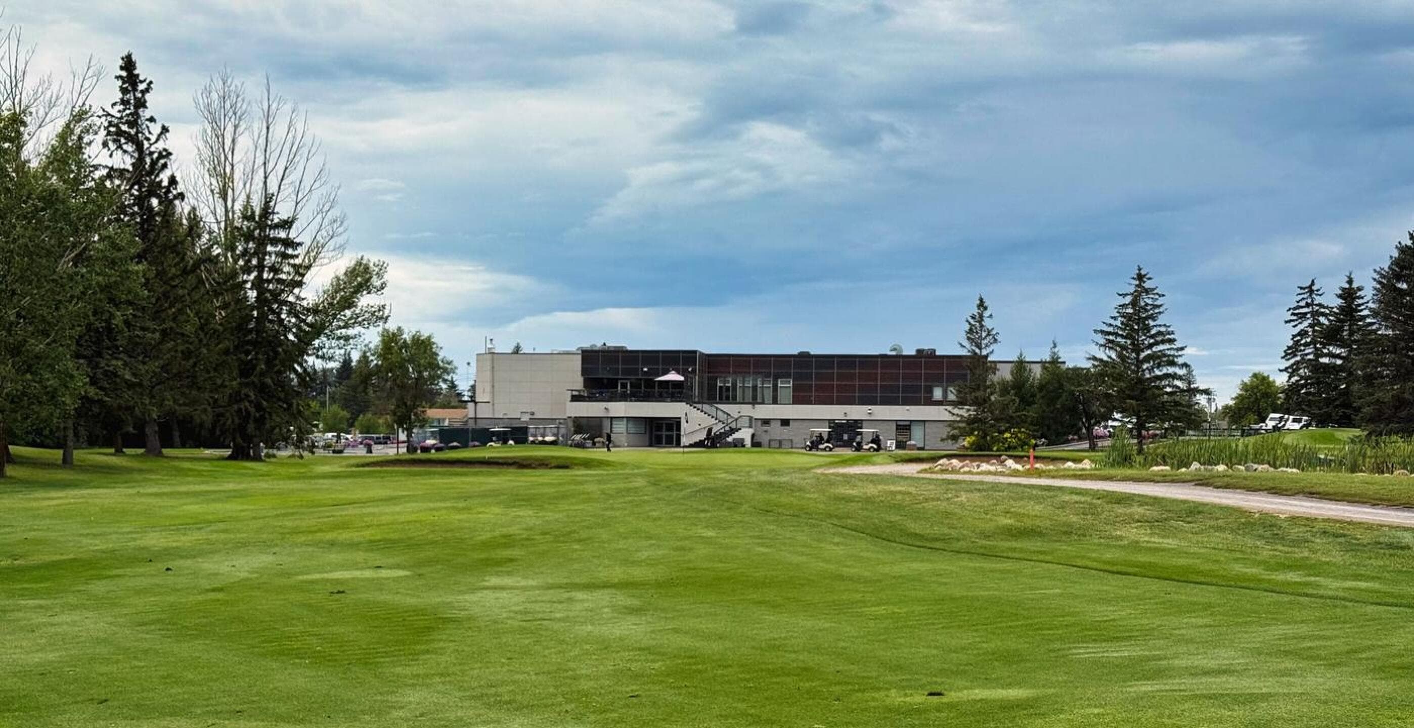 Lloydminster Golf & Country Club — photo 3
