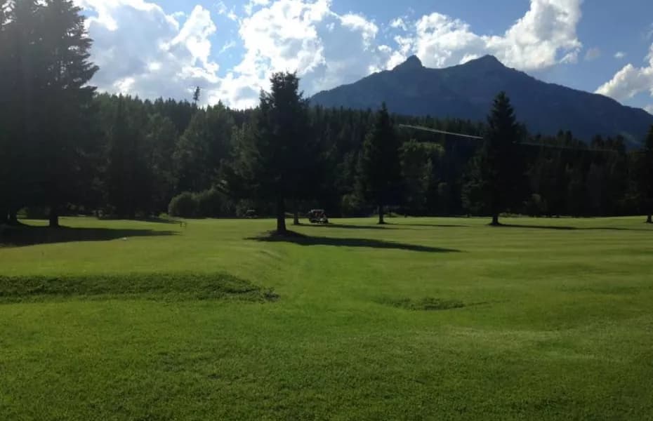 Mountain Meadows Golf Club — photo 2