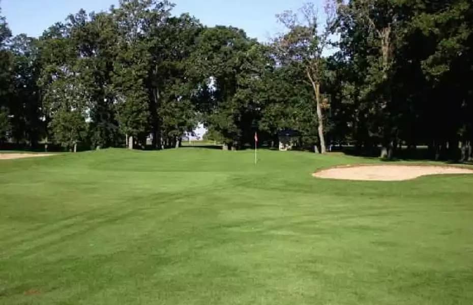 Oakview Golf & Country Club golf course