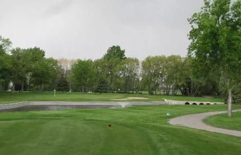 Oakview Golf & Country Club — photo 2