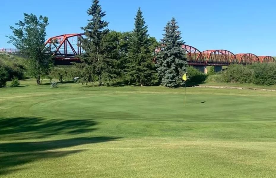 Outlook Riverview Golf Club — photo 3