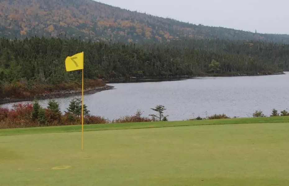 Pitcher's Pond Golf Course — photo 3
