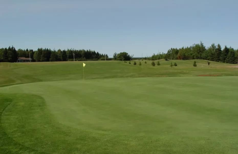 Sherwood Forest Country Club golf course