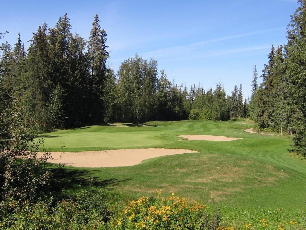 Summit Golf & Country Club golf course