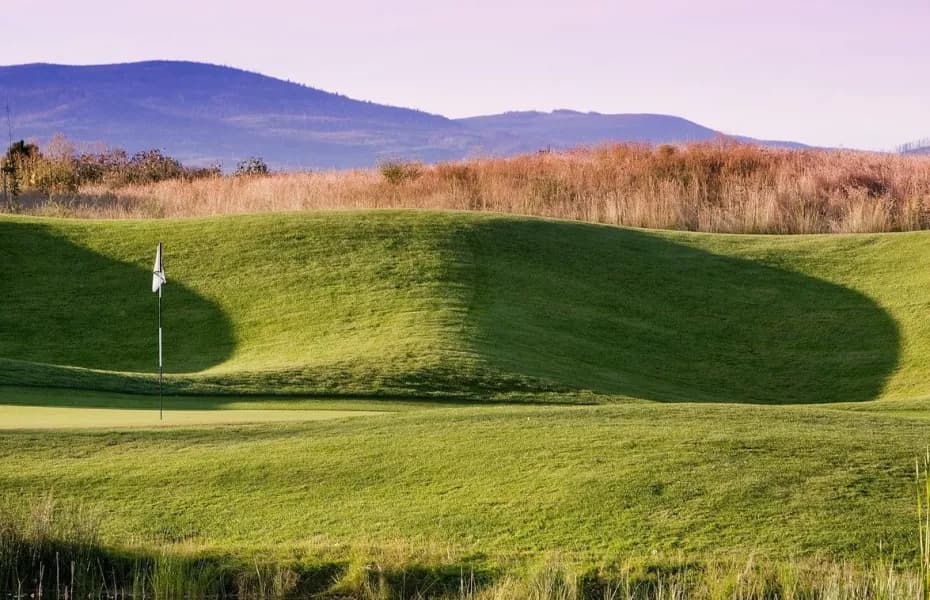 Two Eagles Golf Course & Academy — photo 3