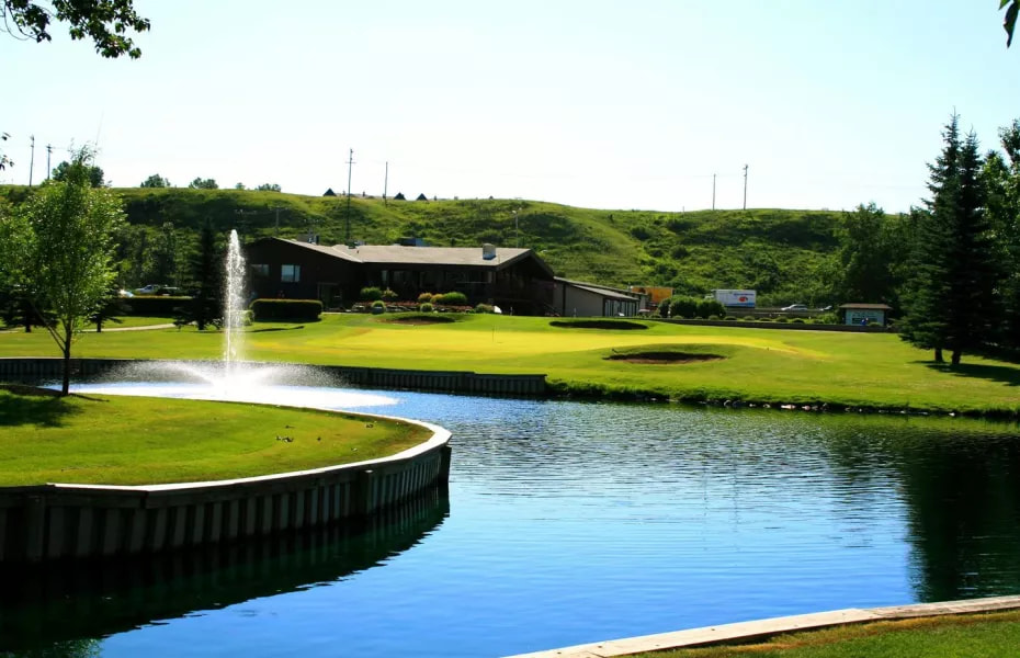 Inglewood Golf & Curling Club golf course