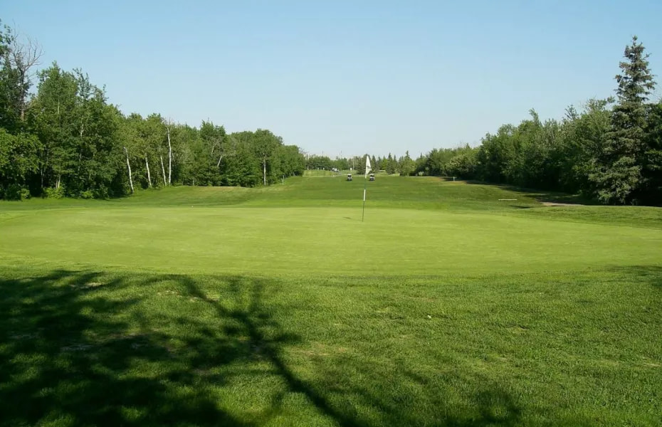 Raven Crest Golf & Country Club golf course