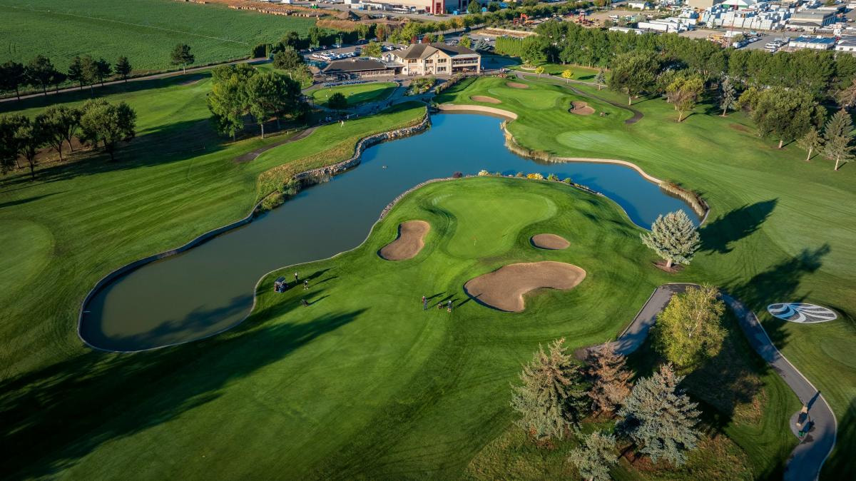 Kelowna Springs Golf Club golf course