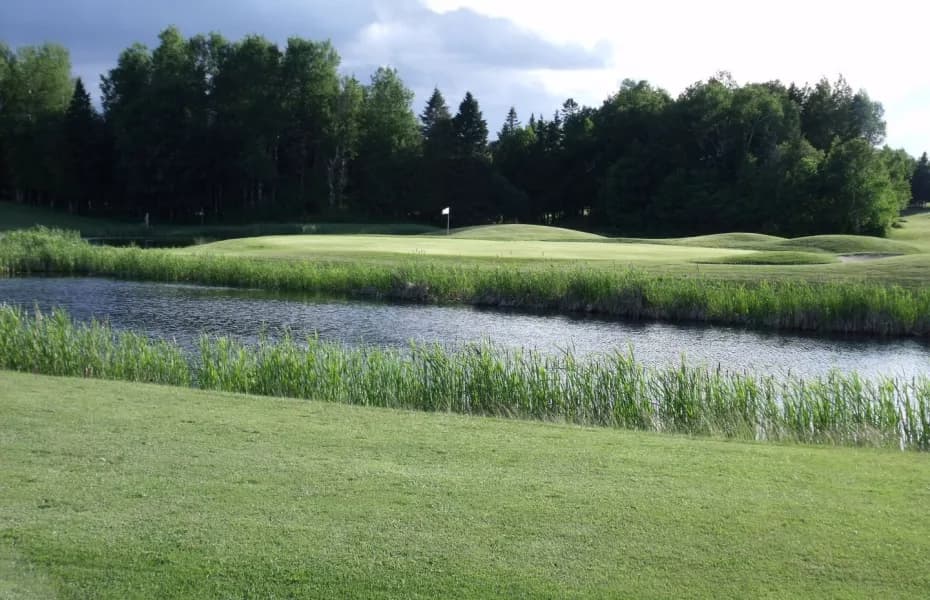 Covered Bridge Golf & Country Club golf course