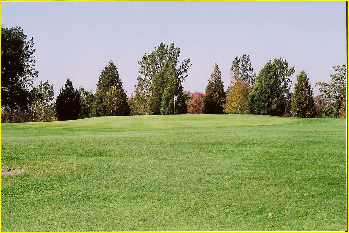 Crestwood Golf Club golf course