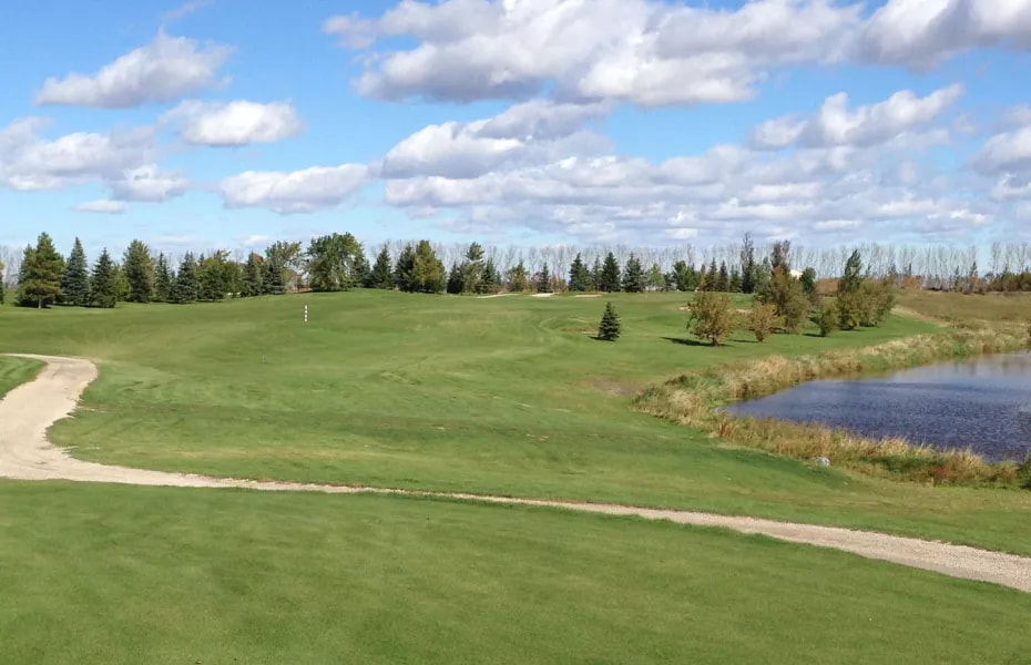 Kingswood Golf & Country Club golf course