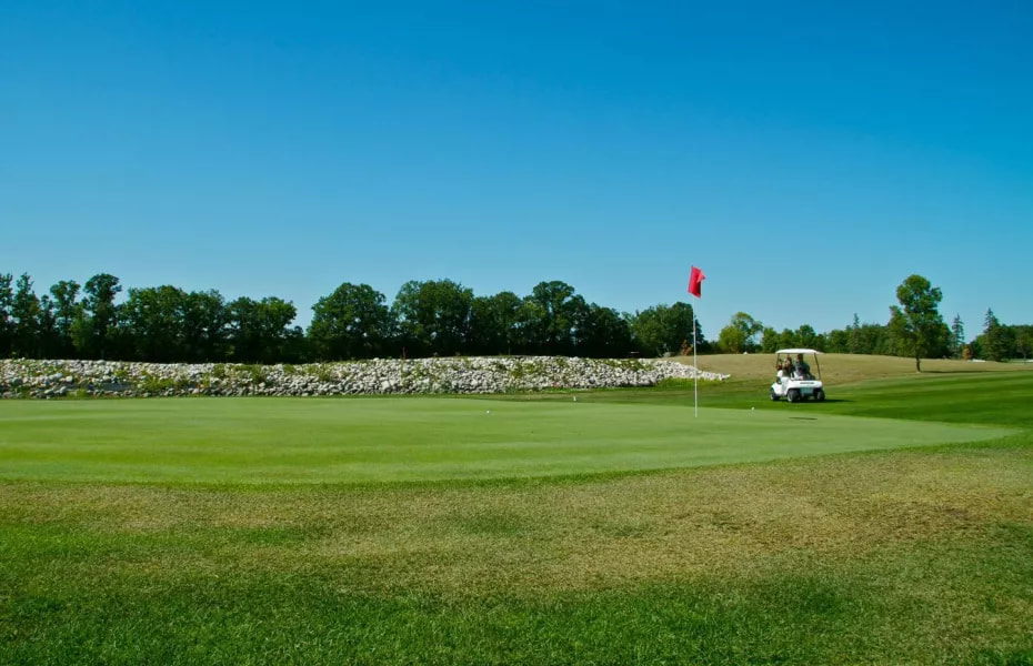 Lorette Golf Course golf course