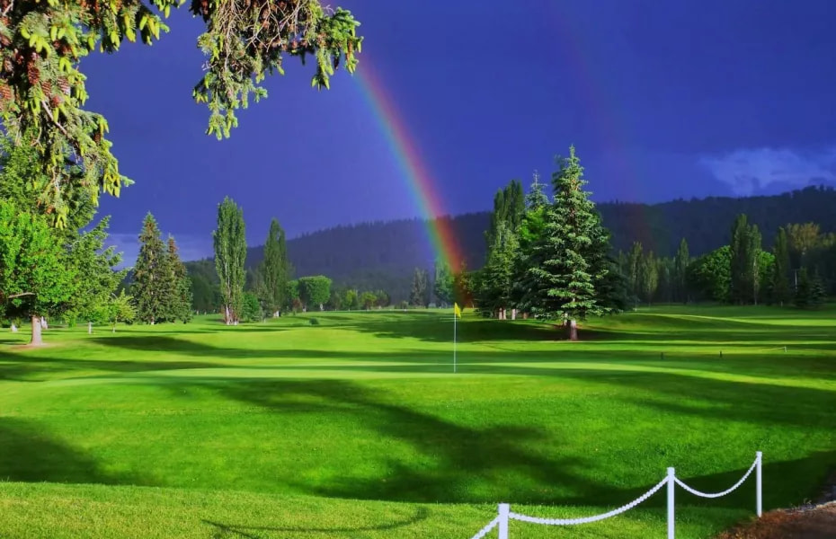 Quesnel Golf Club golf course