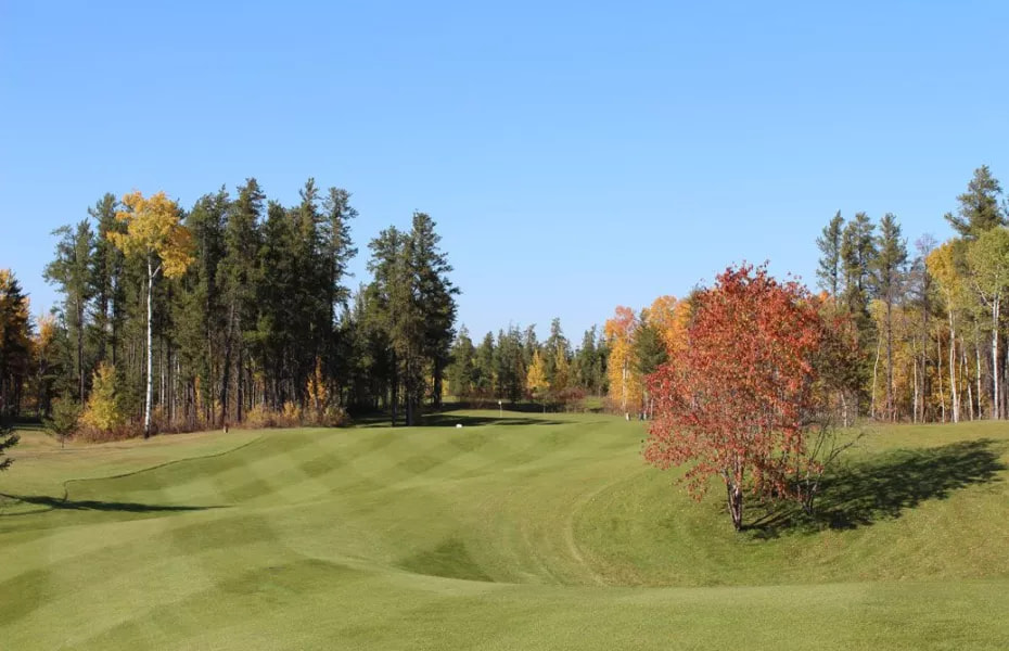 Rolling Pines Golf and Country Resort golf course
